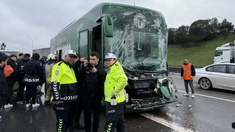 Konyaspor U19 Takımı, İstanbul'da kaza yaptı