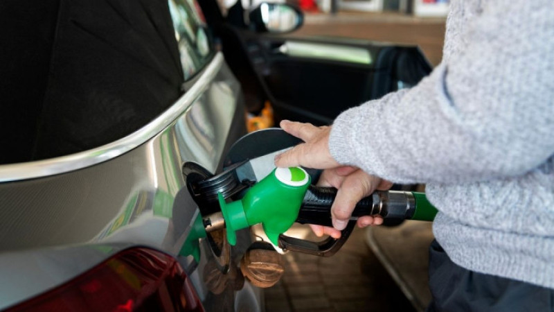 Tarih belli oldu: Benzine bir zam daha geliyor