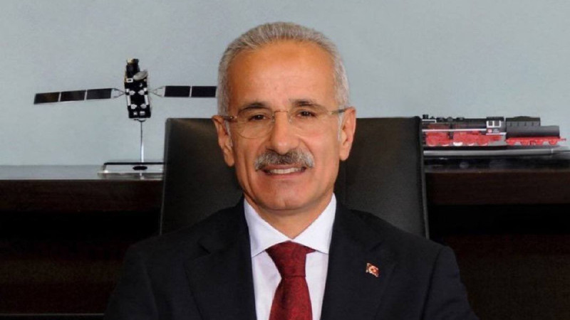 Köprü ve otoyolların işletme hakkı verilecek mi? Bakan duyurdu...