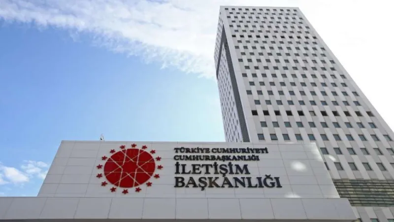 Araçlarda telefon tutucu yasaklandı mı? Resmi açıklama geldi 