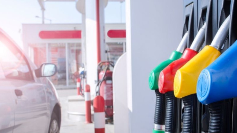 Akaryakıta yeni zam yolda! Yenisine alışmadan değişiyor