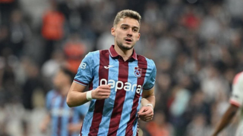 Trabzonspor, Ernest Muçi'yi resmen açıkladı