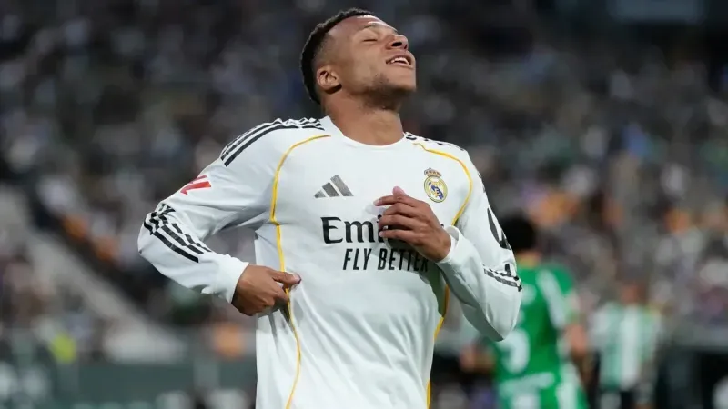 Real Madrid'de kriz büyüyor! Kylian Mbappe antrenmanı terk etti