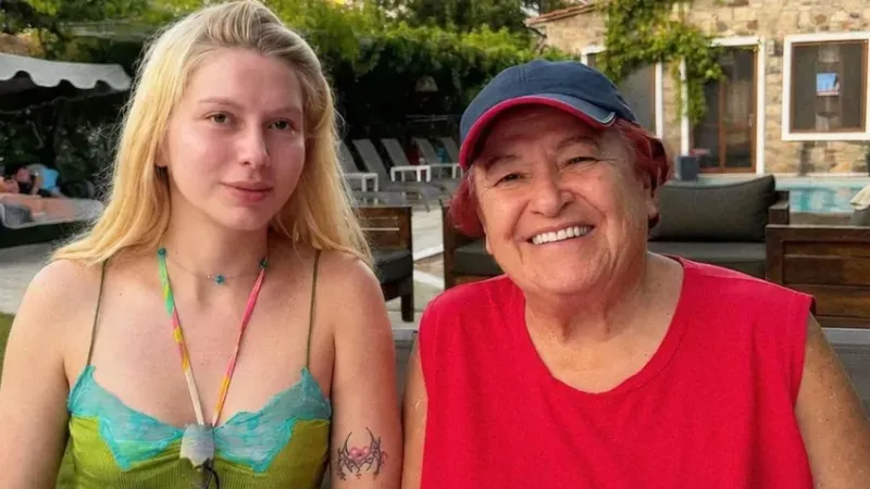Selda Bağcan!dan Aleyna Tilki'ya 
