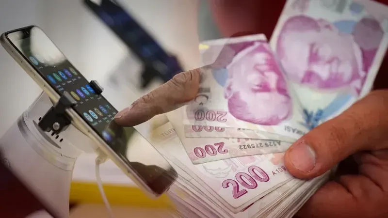 Telefon alacaklar dikkat! Bugünden itibaren fiyatlar değişebilir 